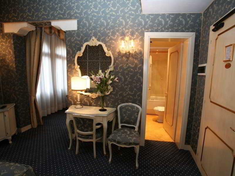 Locanda Ca' Del Brocchi Bed & Breakfast Венеция Екстериор снимка