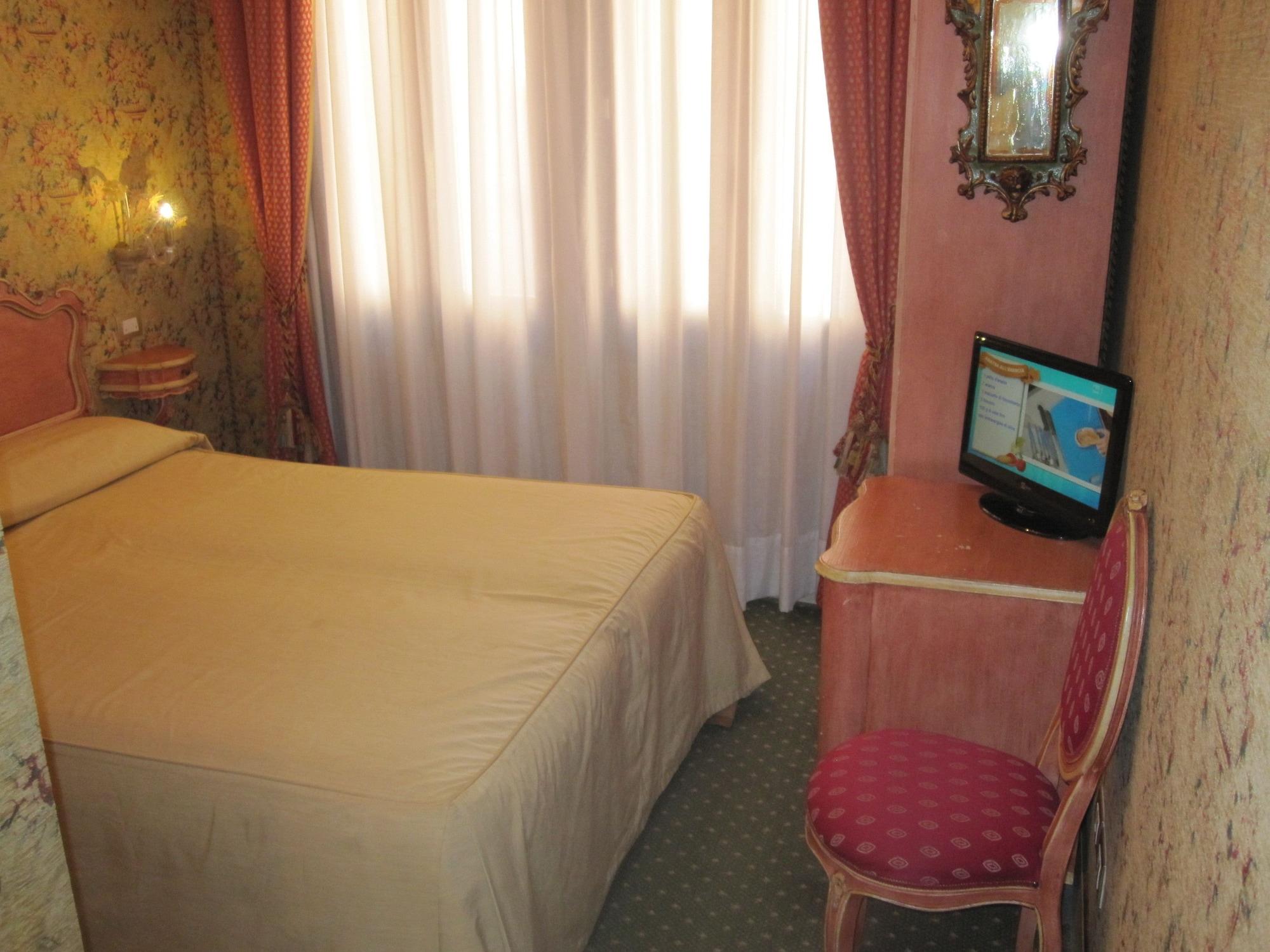 Locanda Ca' Del Brocchi Bed & Breakfast Венеция Екстериор снимка