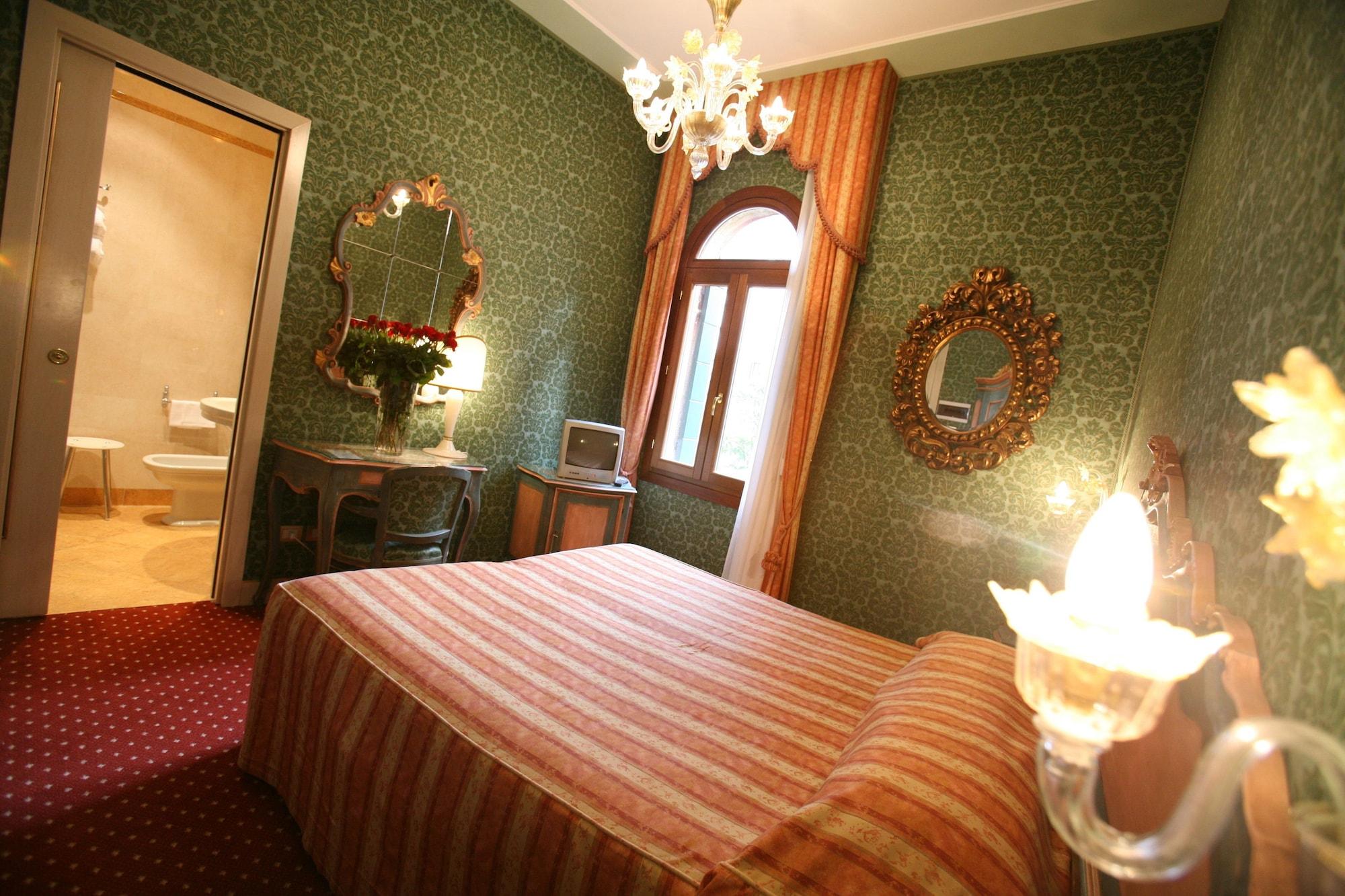 Locanda Ca' Del Brocchi Bed & Breakfast Венеция Екстериор снимка