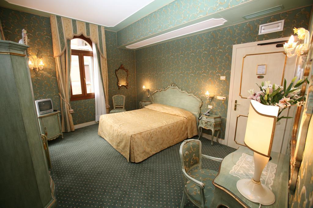 Locanda Ca' Del Brocchi Bed & Breakfast Венеция Екстериор снимка